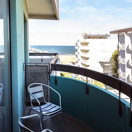 Ali D'oro Hotell 3*